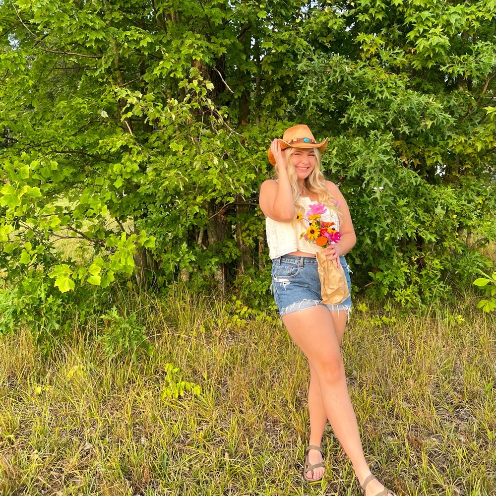 Meet your Posher, Megan